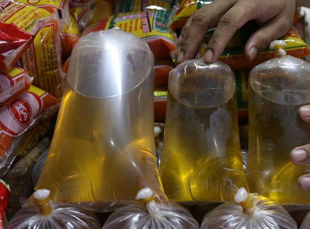 Kenapa Beli Minyak Goreng Pakai KTP? Begini Penjelasannya
